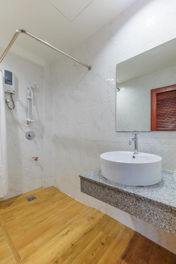 The Little Nest Phuket Otel Dış mekan fotoğraf